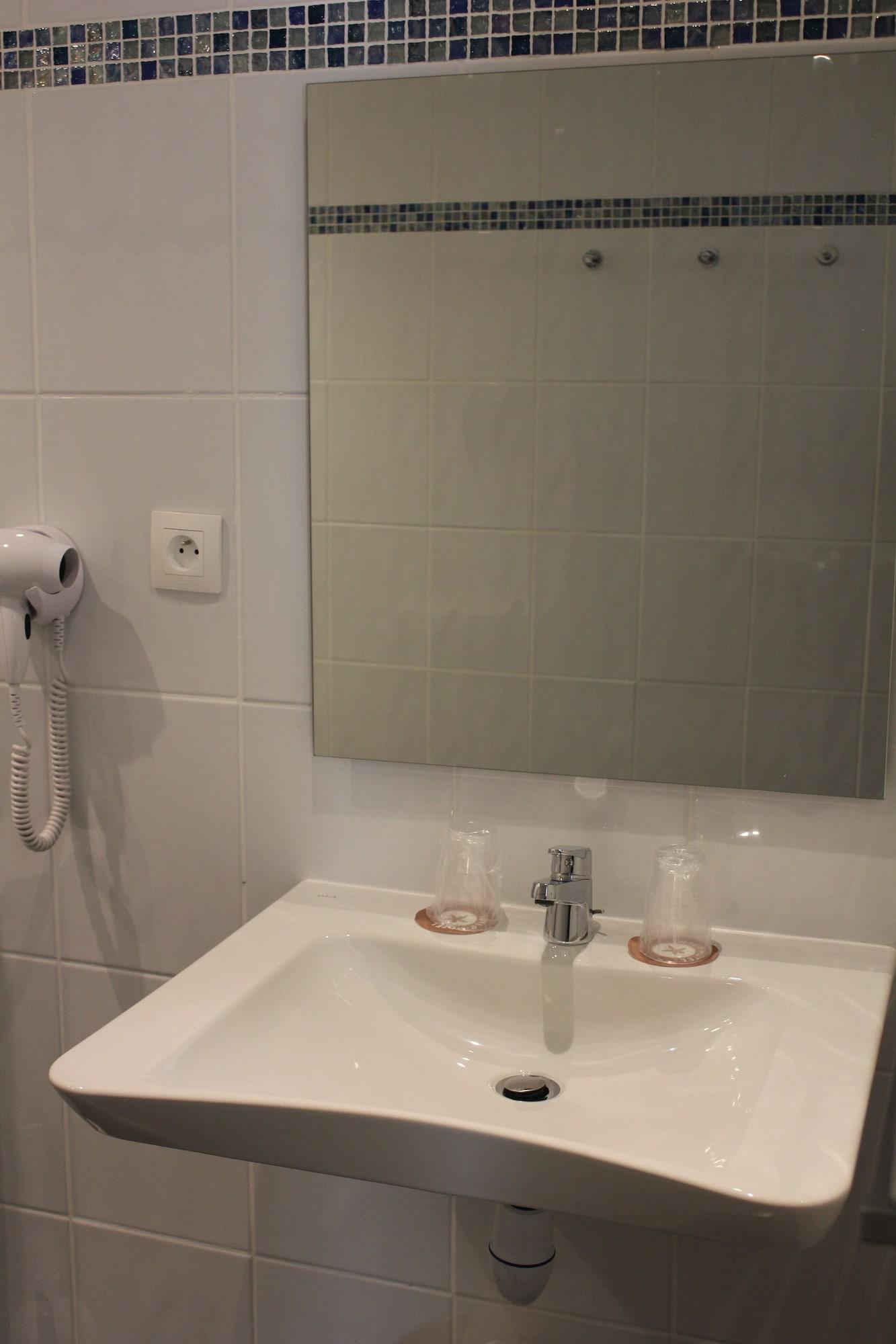 Hotel The Originals City, Novella, Centre Gare 2*